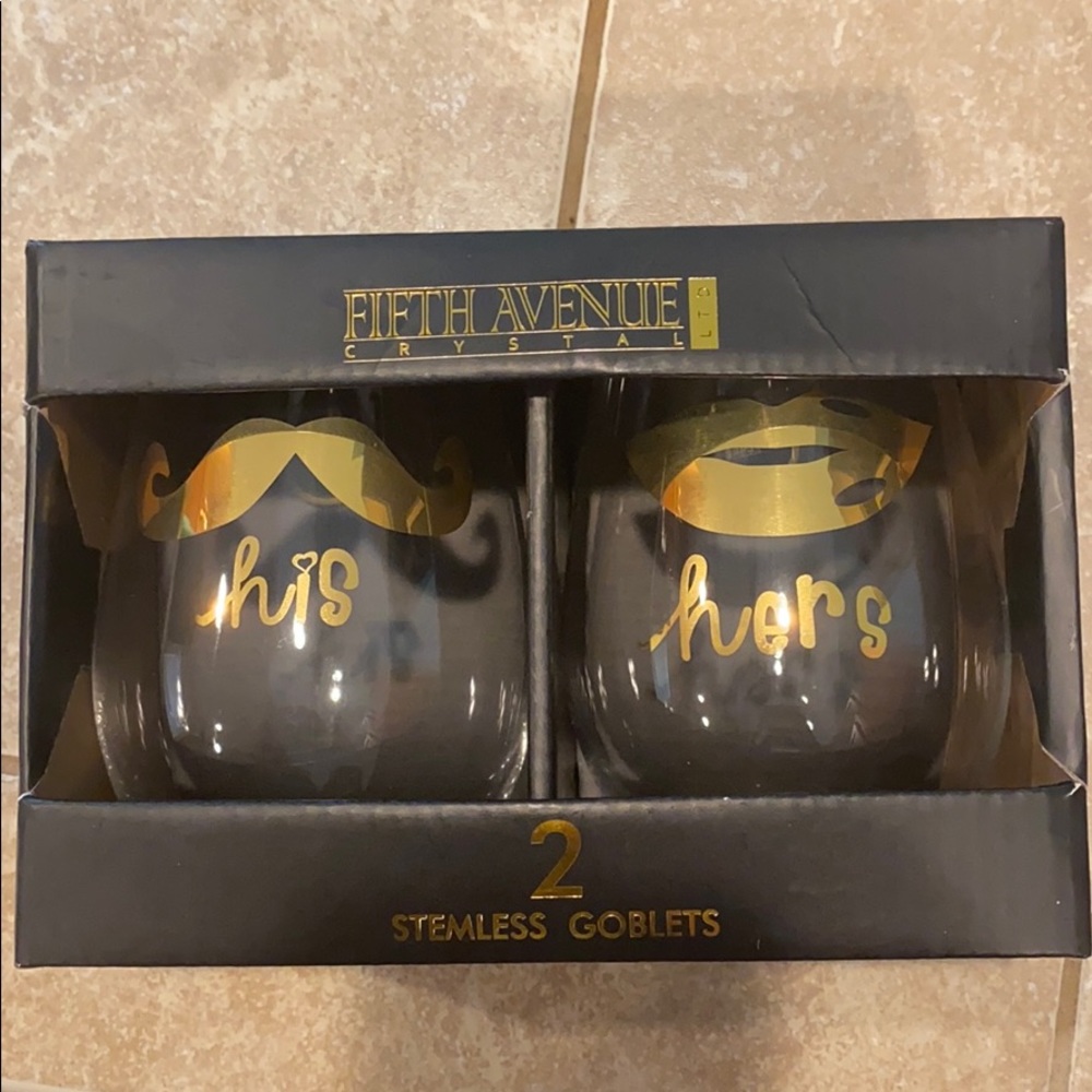 2 Fifth Avenue Crystal Stemless Goblets